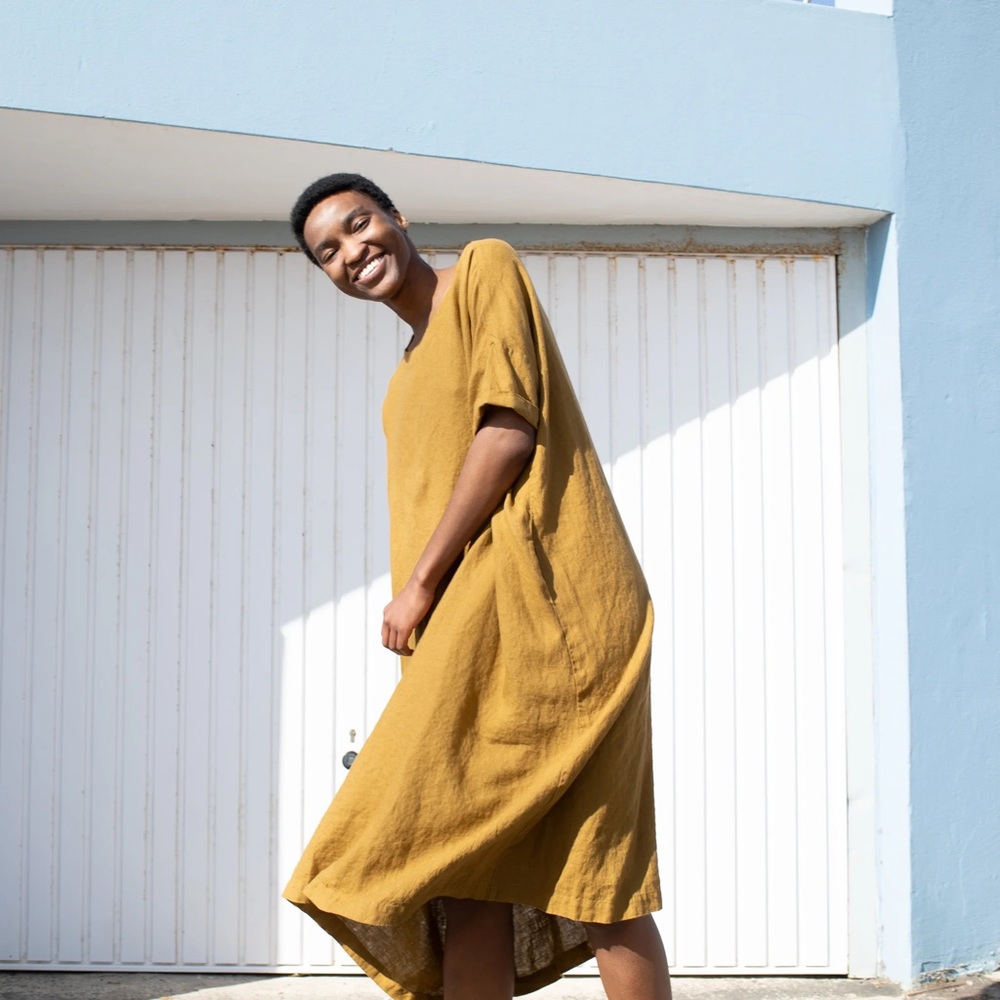 “Not Perfect Linen” Amber yellow RENNES-2 oversized linen dress - Picture 2 of 6